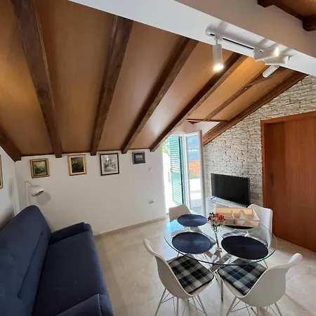 Charming With Sea View And Swimming Pool *