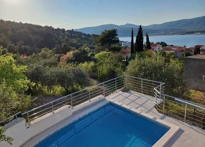 Βίλα Charming With Sea View And Swimming Pool *