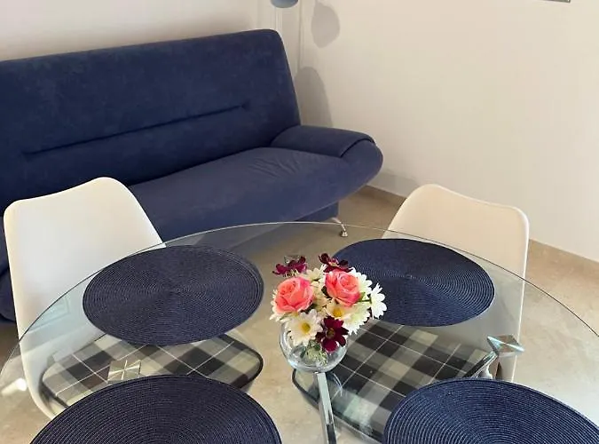 Charming With Sea View And Swimming Pool Βίλα