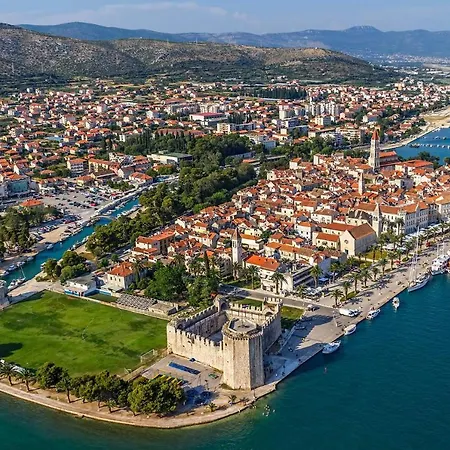 Charming With Sea View And Swimming Pool Βίλα *