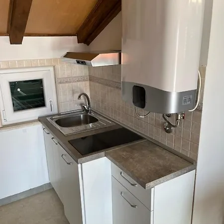 Βίλα Charming With Sea View And Swimming Pool Τρογκίρ