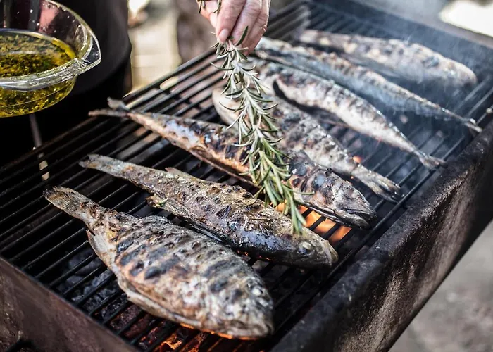 Charming With Sea View And Swimming Pool Trogir